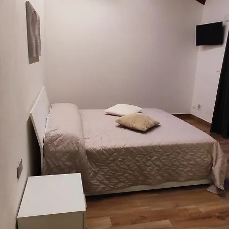 ゲストハウス Antica Fontana Bernezzo